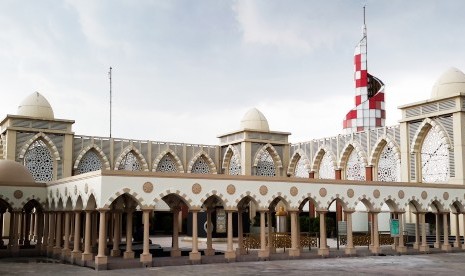 Masjid Nurul Iman Blok M Square, Jakarta Selatan.