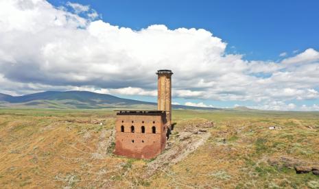 Masjid pertama di Anatolia, Provinsi Karz, Turki, Masjid Ebul Manucehr, akan direstorasi. Masjid ini dibangun pada 1072.