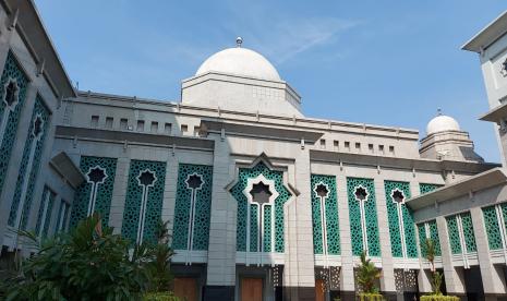 Masjid Raya Jakarta Islamic Center (JIC) di Koja, Jakarta Utara. Pengurus masjid ini akan menggelar Shalat Id dengan 50 persen kapasitas pada Kamis (13/5). 