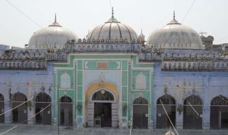 Parpol Islam Cari Perlindungan 2 Masjid yang akan Dibongkar. Foto ilustrasi: Masjid Shahi Jama, yang ada di Meerut, kawasan kota tua India.