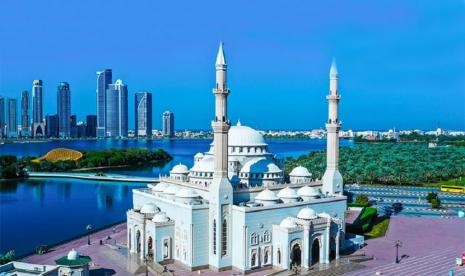 Ruang Sholat Perempuan di Masjid Sharjah Dibuka Kembali. Masjid Sharjah 