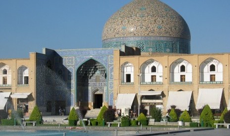 masjid sheikh lotfallah