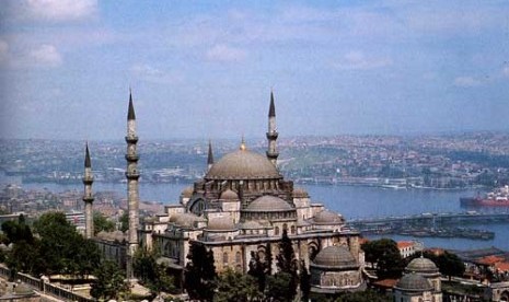 Masjid Sultan Sulaiman di Turki.