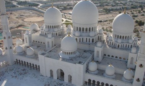 Masjid Syekh Zayed Abu Dhabi.