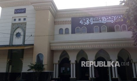 Masjid tertua di Malang, Masjid At-thohiriyyah atau Mbah Thohir di Jalan Bungkuk, Singosari Kabupaten Malang. Bangunan yang juga dikenal dengan Masjid Bungkuk ini menjadi saksi sejarah perkembangan Islam di Malang. 