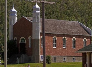 Masjid di Kanada yang bangunannya menyerupai Gereja