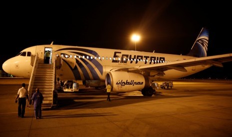  Maskapai EgyptAir