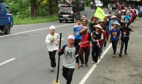 Massa aksi jalan kaki (ilustrasi)