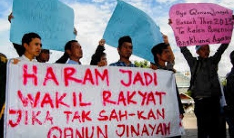 Masyarakat Aceh mendesak penerbitan Qanun Jinayah 