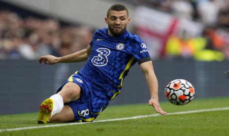 Mateo Kovacic dari Chelsea bakal absen di final Piala FA melawan Liverpool.