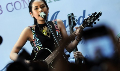 Maudy Ayunda