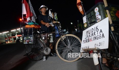 mudik dengan sepeda onthel / Ilustrasi 