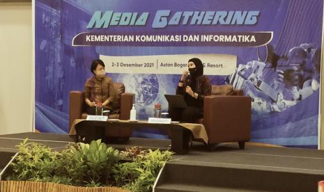 Media gathering Kementerian Komunikasi dan Informatika 2-3 Desember 2021. Kominfo menyebutkan statistik penanganan konten internet negatif pada situs internet sejak Agustus 2018 hingga 30 November 2021 mencapai 1.573.282 konten. 