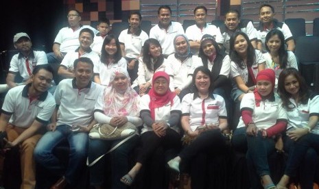 Member WCC terlibat dalam audience suatu acara TV swasta.