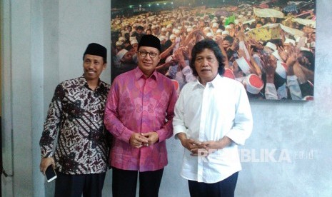 Menag Undang Cak Nun pada HAB Kemenag 2018