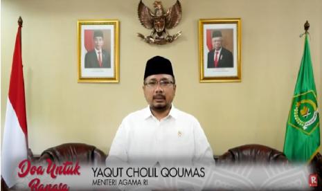 Menag Yaqut Cholil Qoumas saat memberi sambutan dalam acara Doa untuk Bangsa: Melangkah Bersama Menguatkan Bangsa yang diselenggarakan Republika pada Kamis (31/12).