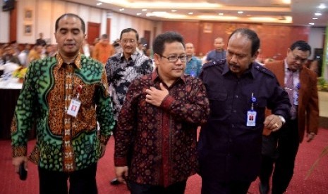 Menakertrans Muhaimin Iskandar menghadiri pembukaan seminar nasional di gedung Kemenakertrans, Kamis (5/6).