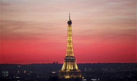 Menara Eiffel Paris