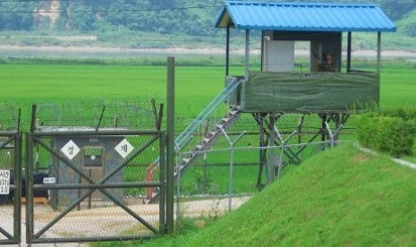 Menara Pengawas di zona demiliterisasi Korea