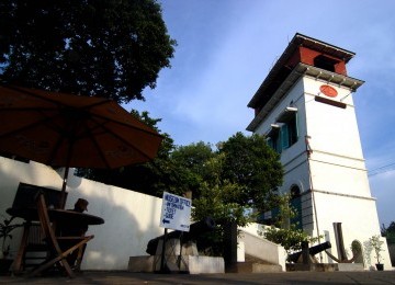 Menara Syahbandar, Jakarta Utara, Minggu (5/2). (Republika/Prayogi)