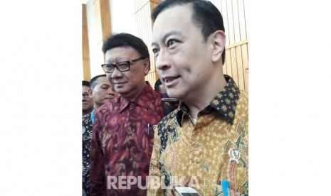 Mendagri Tjahjo Kumolo dan Kepala  BKPM Thomas  Trikasih Lembong 