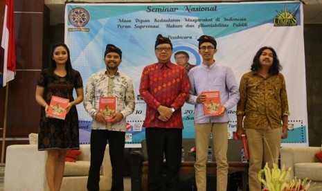 Mendagri Tjahjo Kumolo saat menjadi pembicara seminar nasional dengan pokok pembahasan Masa Depan Kedaulatan Rakyat di Indonesia: supremasi hukum dan akuntansi publik di Gedung Auditorium Widya Sabha Universitas Udayana Jimbaran Bali, Sabtu (10/11)