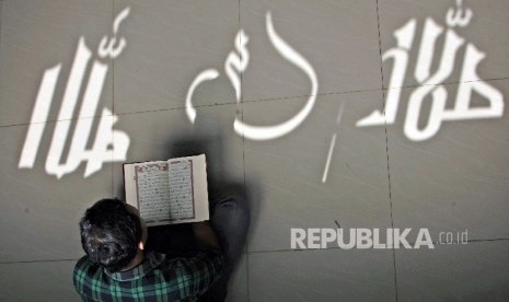 Ketidaktahuan terhadap ajaran Islam picu berpaling dari kebenaran. Ilustrasi Islam