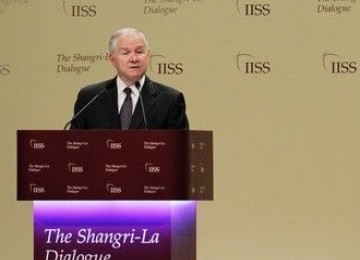 Menhan AS Robert Gates dalam Konferensi International Institute for Strategic Studies (IISS) di Singapura