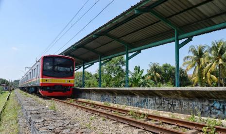 Menhub Pastikan Reaktivasi Stasiun KRL Pondok Rajeg Tetap Berjalan 