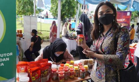 Meningkatkan eksistensi dan kualitas UMKM, Bea Cukai bersama intansi Kemenkeu Satu dan pemerintah daerah menggelar kegiatan dalam rangka sosialisasi dan asistensi. 