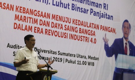 Menko Bidang Kemaritiman Luhut Binsar Pandjaitan menyampaikan Kuliah Umum, di Universitas Sumatera Utara, Medan, Senin (18/2/2019).