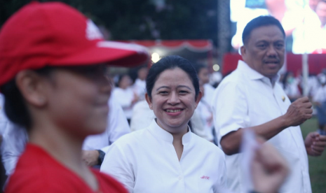 Menko PMK Puan Maharani menghadiri Pekan Kerja Nyata Revolusi Mental di Manado.