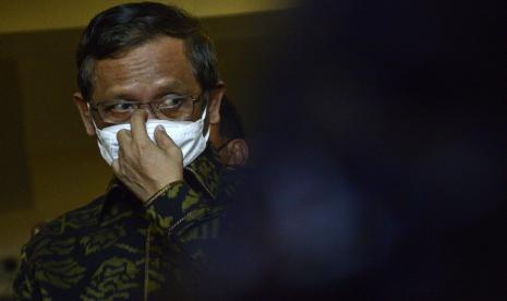 Menko Polhukam Mahfud MD. Menurut dia, wacana pembubaran lembaga tersebut tidak realistis dan sulit terwujud.