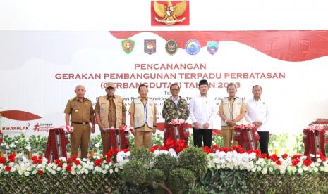 Menko Polhukam sekaligus ketua pengarah Badan Nasional Pengelolaan Perbatasan Mahfud MD meresmikan program Gerbangdutas.