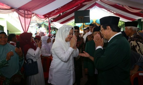 Menko Puan menyampaikan hal itu saat bersilaturahim dengan Pengurus Pusat Dewan Masjid Indonesia dan PB Mathla’ul Anwar, di Perguruan Mathla’ul Anwar, Menes, Pandeglang, Banten, Minggu (29/4