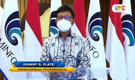 Menteri Komunikasi dan Informatika Johnny G Plate mengatakan, sebanyak 244 Kabupaten/Kota telah siap memberikan vaksin dosis ketiga atau booster. Pemerintah akan memulai program vaksinasi booster Covid-19 pada Rabu (12/1/2022) mendatang.