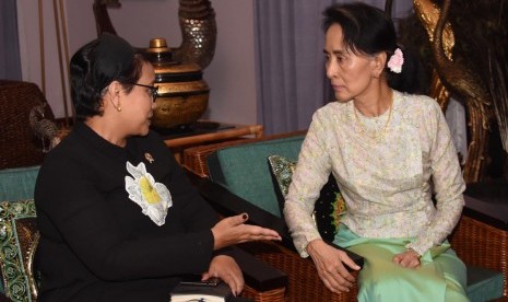 Menlu Retno Marsudi dan State Counsellor Daw Aung San Suu Kyi bahas situasi di Rakhine State, Myanmar  