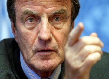 Menlu Prancis, Bernard Kouchner 