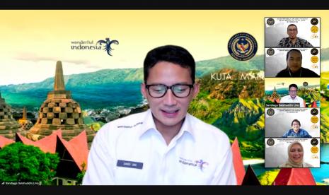 Menparekraf Sandiaga Uno saat acara audiensi pengurus PBA dengan Menteri Pariwisata dan Ekonomi Kreatif bertepatan dengan Hari Koperasi Nasional yang ke-74 yang dilangsungkan secara virtual melalui Zoom, awal pekan ini. 