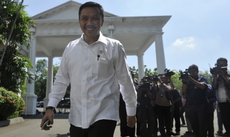 Menpora Imam Nachrowi memenuhi panggilan Presiden Joko Widodo di Kompleks Istana Kepresidenan Jakarta, Rabu (6/5).  (ANTARA/Andika Wahyu)