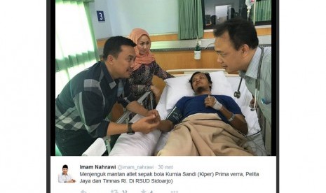 menpora jenguk kurnia sandi