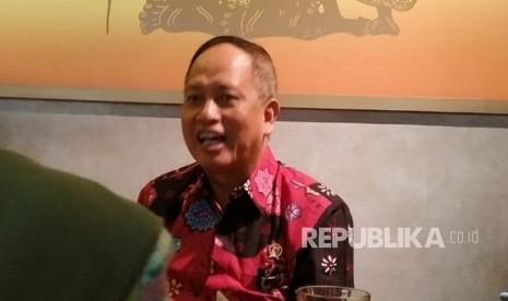 Menristek Dikti Mohamad Nasir saat berbincang dengan wartawan di Jakarta,  Selasa (30/7). 