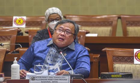  Menteri Riset dan Teknologi/Kepala Badan Riset dan Inovasi Nasional (Menristek/BRIN), Bambang Brodjonegoro, mengatakan investasi dan inovasi merupakan kunci pertumbuhan ekonomi Indonesia.