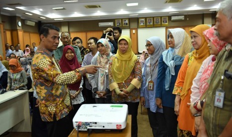 Mentan Andi Amran Sulaiman melaksanakan sidak ke kantor Ditjen Hortikultura