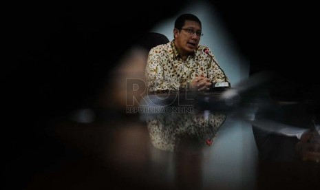 Menteri Agama Lukman Hakim Saifuddin berbicara saat konfrensi pers terkait pertemuan dengan duta besar Arab Saudi di Jakarta, Kamis (4/9).(Republika/ Tahta Aidilla)