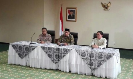 Menteri Agama RI Lukman Hakim Saifuddin kepada Republika.co.id saat Konferensi Pers BPIH 2017 dan Persiapan Penyelenggaraan Haji, Jumat (7/4).