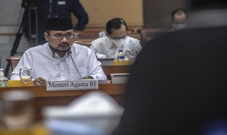 Menag: Rumah Ibadah Jadi Contoh Terbaik Pencegahan Covid-19. Menteri Agama Yaqut Cholil Qoumas.