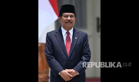 Menteri ATR/Kepala BPN Sofyan Djalil berencana melakukan penyederhanaan IMB dan Amdal untuk mempercepat investasi di dalam negeri