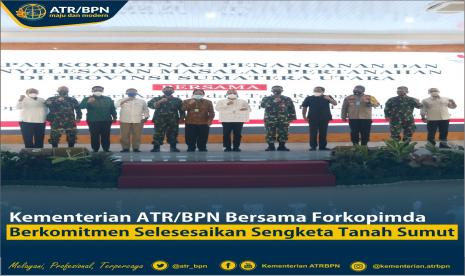  Menteri ATR/Kepala BPN Sofyan Djalil saat Rapat Koordinasi (Rakor) Penanganan dan Penyelesaian Masalah Pertanahan di Provinsi Sumatra Utara di Pendopo Gubernur Sumatra Utara, Medan, Rabu (29/7). 