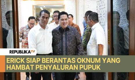 Menteri Badan Usaha Milik Negara (BUMN) Erick Thohir menegaskan komitmen BUMN dalam mendukung program swasembada pangan yang dicanangkan Presiden Prabowo Subianto. Salah satu yang menjadi perhatian Erick ialah penyaluran pasokan pupuk untuk para petani.